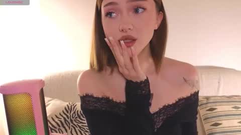 Snapshot of baby_adele chatting on December 1, 2025, 5:51 pm bb adele online show from December 1, 2025, 5:51 pm