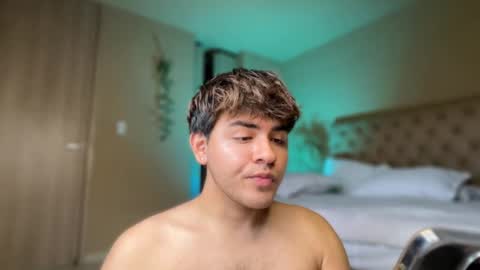 Snapshot of baby_cortesxxx chatting on October 29, 2025, 9:27 pm David Cortes online show from October 29, 2025, 9:27 pm