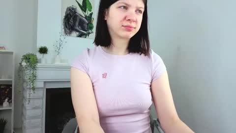 Evalena maybe just Eva online show from February 3, 2026, 5:16 am