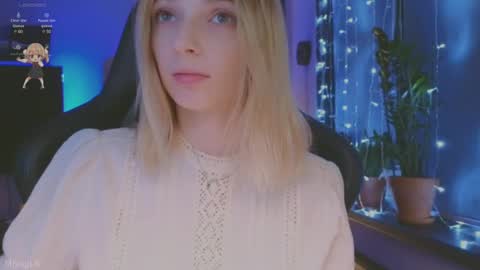 baby gopn1k online show from December 23, 2024, 3:01 pm