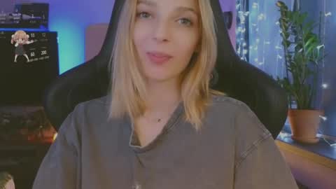 baby gopn1k online show from December 27, 2024, 3:04 pm