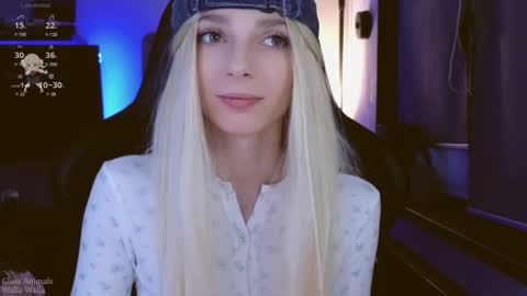 baby gopn1k online show from February 11, 2025, 3:08 pm