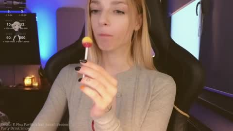 baby gopn1k online show from February 18, 2025, 2:49 pm