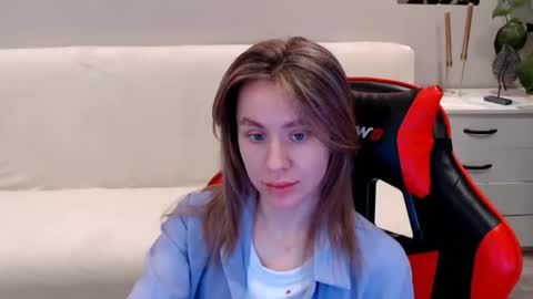 baby_kitte online show from January 14, 2025, 3:22 am