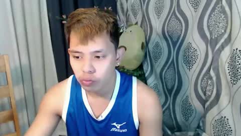 Max online show from February 25, 2026, 3:27 am