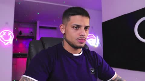 baby_rausch online show from January 28, 2025, 6:38 am