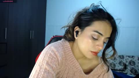 Snapshot of baby_roose chatting on January 17, 2025, 2:39 am Baby online show from January 17, 2025, 2:39 am