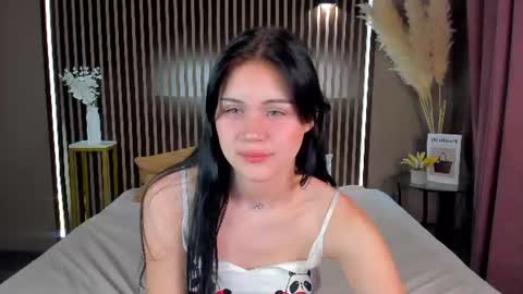 Snapshot of baby_sunsh1ne_ chatting on July 8, 2026, 7:35 am baby_sunsh1ne_ online show from July 8, 2026, 7:35 am