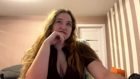 Snapshot of babyblissxx chatting on June 1, 2026, 10:00 pm Katerina online show from June 1, 2026, 10:00 pm