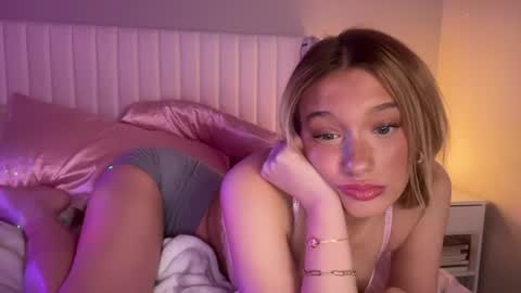 Snapshot of babyblueyy chatting on July 30, 2026, 1:59 am babyblueyy online show from July 30, 2026, 1:59 am