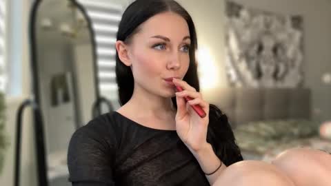 Baby Coffee online show from October 9, 2025, 10:24 am