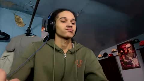 Snapshot of babyd0103 chatting on December 11, 2024, 5:43 am babyD online show from December 11, 2024, 5:43 am