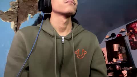 Snapshot of babyd0103 chatting on December 20, 2024, 1:25 am babyD online show from December 20, 2024, 1:25 am