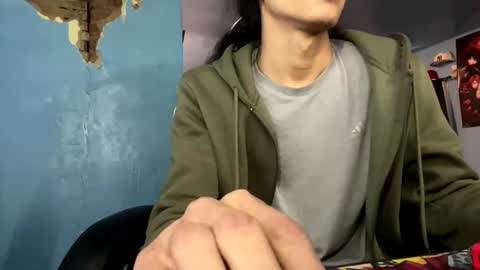 Snapshot of babyd0103 chatting on December 21, 2024, 2:58 pm babyD online show from December 21, 2024, 2:58 pm