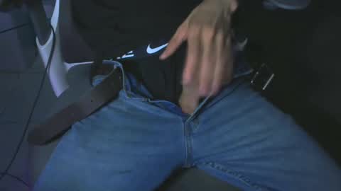 Snapshot of babyd0103 chatting on September 17, 2025, 9:27 pm babyD online show from September 17, 2025, 9:27 pm