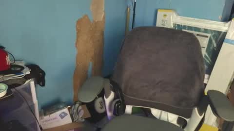 Snapshot of babyd0103 chatting on January 19, 2026, 12:20 pm babyD online show from January 19, 2026, 12:20 pm