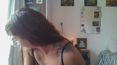 Snapshot of babydemon6 chatting on December 24, 2024, 6:28 pm babydemon6 online show from December 24, 2024, 6:28 pm