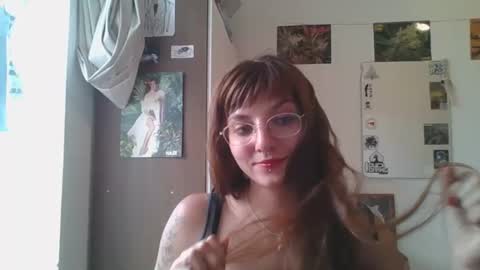 Snapshot of babydemon6 chatting on December 30, 2024, 7:21 pm babydemon6 online show from December 30, 2024, 7:21 pm