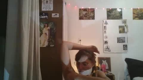 Snapshot of babydemon6 chatting on February 13, 2025, 11:15 pm babydemon6 online show from February 13, 2025, 11:15 pm