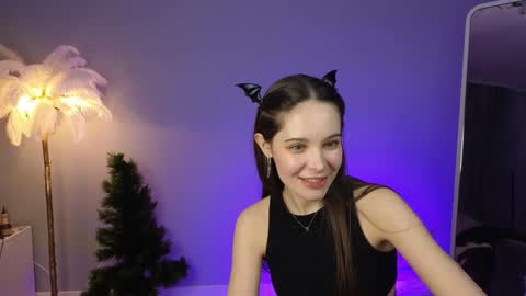 Snapshot of babydi_ chatting on December 16, 2024, 3:19 am hiii honey im Diana 3 online show from December 16, 2024, 3:19 am