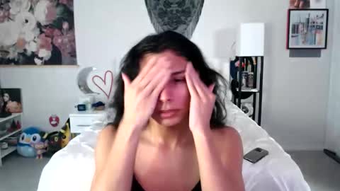 akira online show from December 14, 2025, 8:35 pm