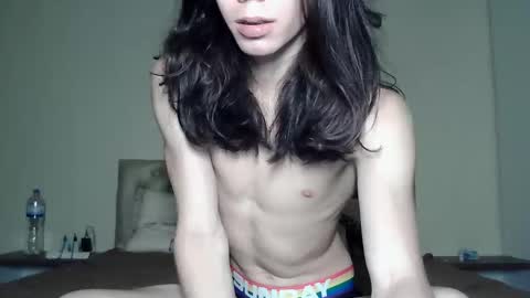 Snapshot of babyezhen chatting on October 11, 2025, 9:24 pm babyezhen online show from October 11, 2025, 9:24 pm