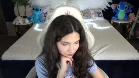 Sasha online show from October 3, 2025, 7:00 pm