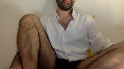 Tom A.    online show from October 25, 2025, 10:48 pm