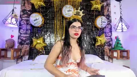 Kristen online show from December 31, 2024, 12:46 pm