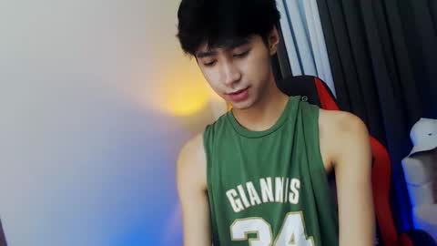 Snapshot of babymasterbater chatting on December 16, 2025, 4:56 pm call me james online show from December 16, 2025, 4:56 pm