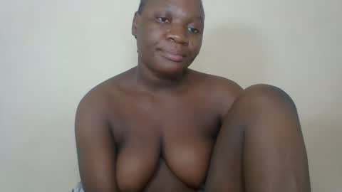 Snapshot of babymolly2 chatting on February 10, 2026, 4:22 pm Rossy Kwekwe online show from February 10, 2026, 4:22 pm