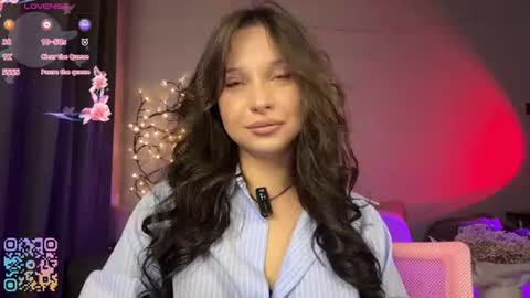 BabyMooon online show from July 28, 2026, 7:04 pm