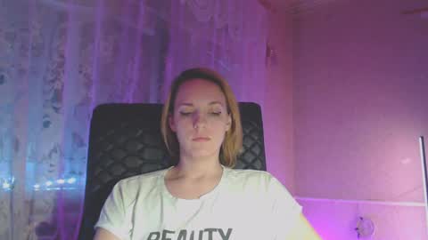 Snapshot of babymuro4ka chatting on January 26, 2025, 12:37 am Sonya online show from January 26, 2025, 12:37 am