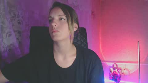 Snapshot of babymuro4ka chatting on October 18, 2025, 6:41 pm Sonya online show from October 18, 2025, 6:41 pm