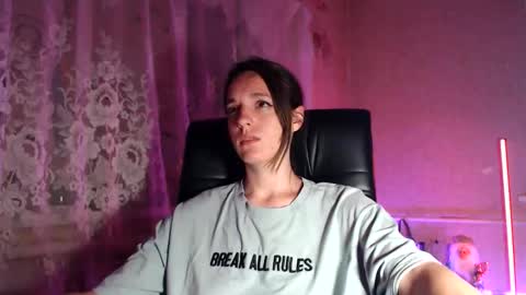 Sonya online show from June 10, 2026, 7:13 pm