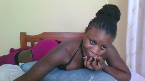 Snapshot of babyrozillah chatting on May 12, 2026, 7:00 pm PRISCILLAH online show from May 12, 2026, 7:00 pm