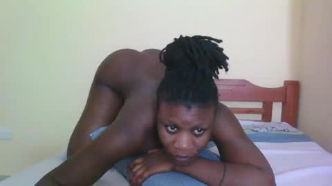 Snapshot of babyrozillah chatting on May 25, 2026, 7:20 pm PRISCILLAH online show from May 25, 2026, 7:20 pm