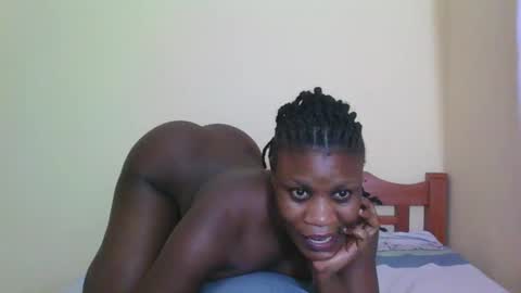 Snapshot of babyrozillah chatting on May 29, 2026, 7:45 pm PRISCILLAH online show from May 29, 2026, 7:45 pm