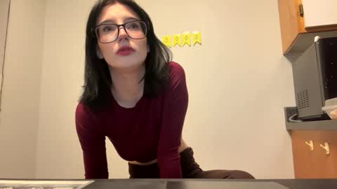 Snapshot of babysapphiree chatting on February 19, 2026, 3:02 am sapphire online show from February 19, 2026, 3:02 am