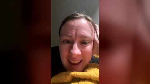 Snapshot of babyslut03_23 chatting on March 24, 2026, 4:17 am babyslut03_23 online show from March 24, 2026, 4:17 am