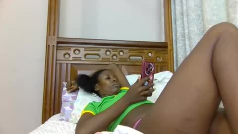 Snapshot of babytylerr chatting on November 12, 2025, 7:31 am babytylerr online show from November 12, 2025, 7:31 am