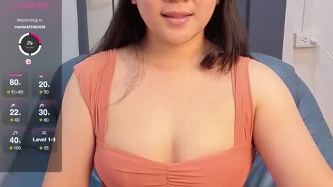 Snapshot of babyunicorn998 chatting on December 2, 2025, 2:23 pm Baby Unicorn online show from December 2, 2025, 2:23 pm