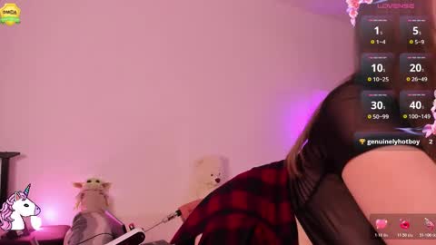 Snapshot of babyuniporn chatting on November 5, 2025, 4:51 pm Eva online show from November 5, 2025, 4:51 pm