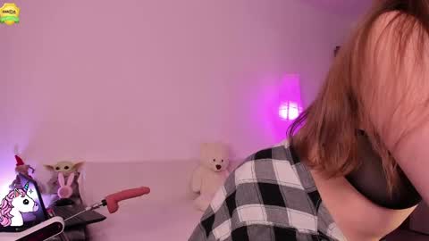 Eva online show from May 28, 2026, 6:49 pm