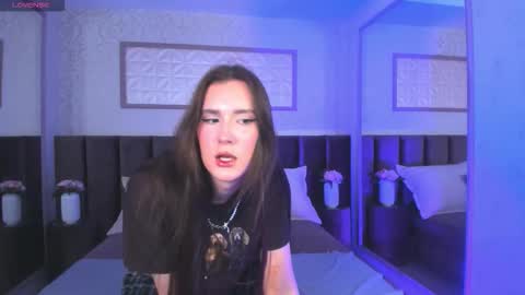 Snapshot of babyy_gloria chatting on September 19, 2025, 5:02 pm Gloria online show from September 19, 2025, 5:02 pm