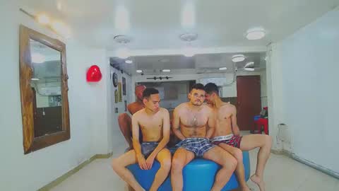 Snapshot of backyardigans chatting on December 15, 2024, 12:06 pm backyardigans online show from December 15, 2024, 12:06 pm