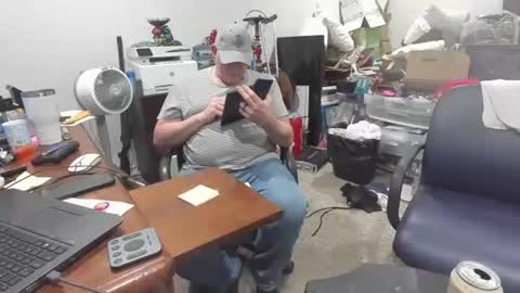 Snapshot of bad_boy4u2abuse chatting on January 6, 2026, 7:56 am bad_boy4u2abuse online show from January 6, 2026, 7:56 am