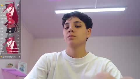 Snapshot of bad_giirl__ chatting on February 21, 2025, 7:32 pm Anna online show from February 21, 2025, 7:32 pm