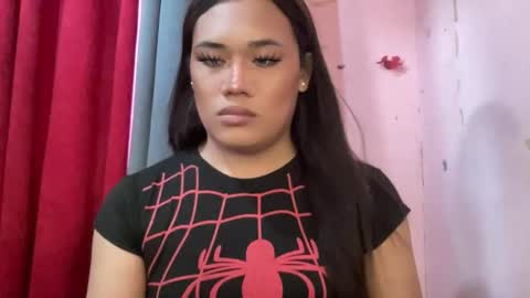 AMARA - FOLLOW ME AND THUMBS UP online show from April 12, 2026, 3:33 am