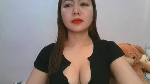 tricia online show from November 7, 2025, 11:21 am